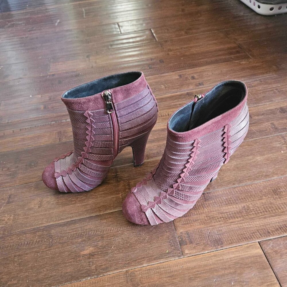 Bottega Venetta booties great condition 37 1/2